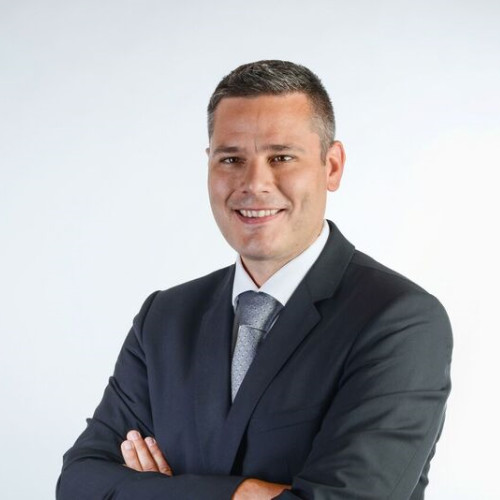 Damjan Cosic